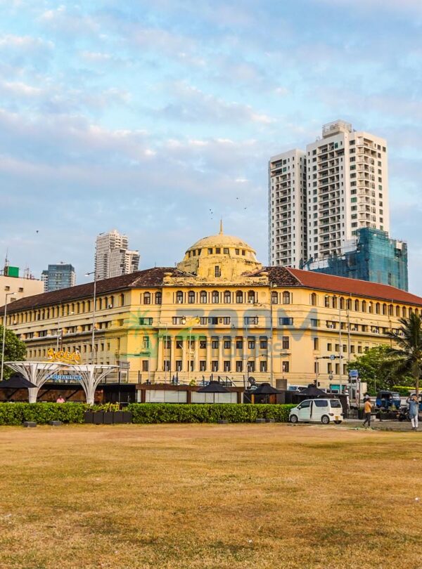 Ocean breeze and open space at Galle Face Green in central Colombo